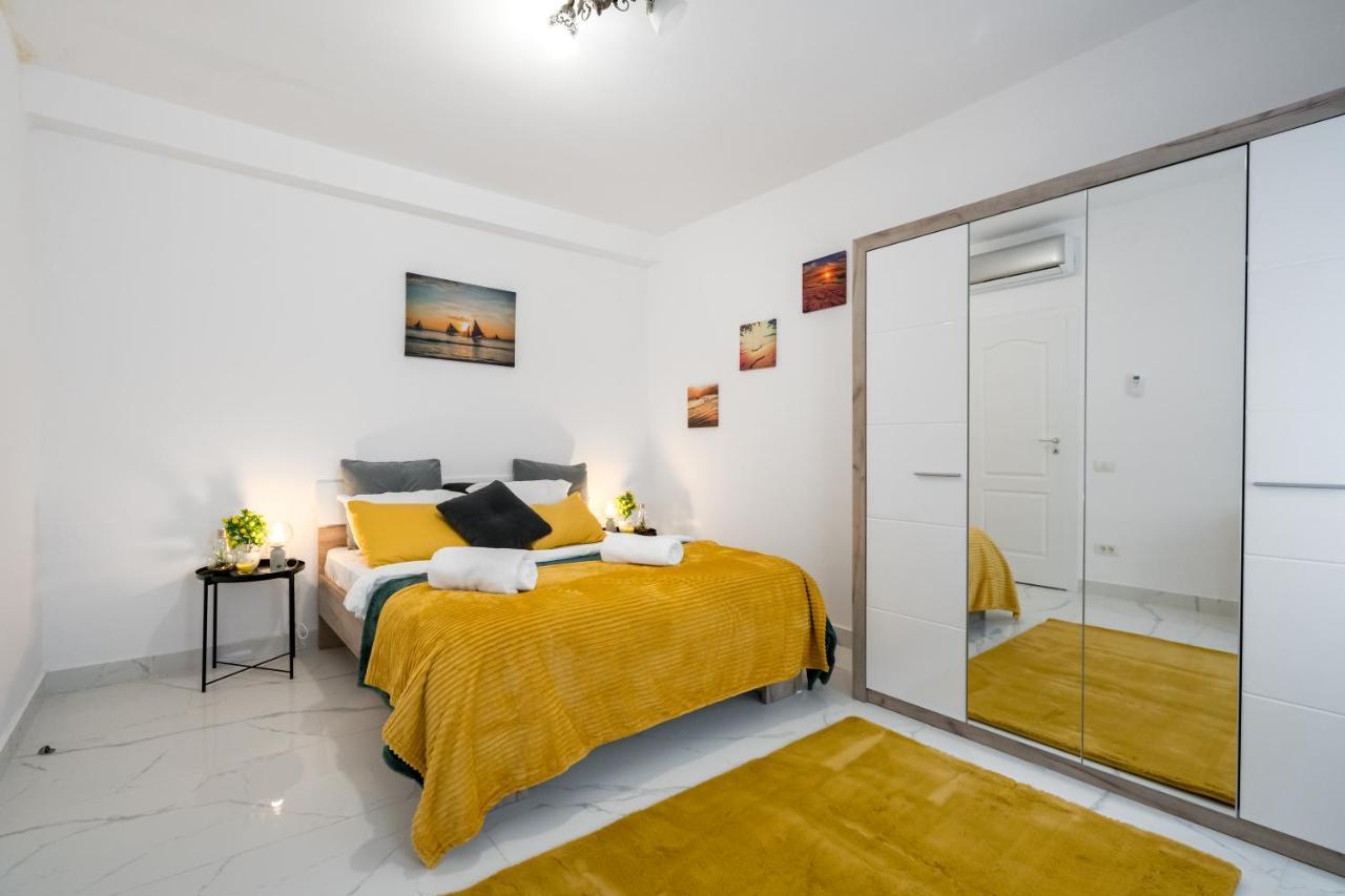 Light-Monza-Unirii Lägenhet Bukarest Exteriör bild