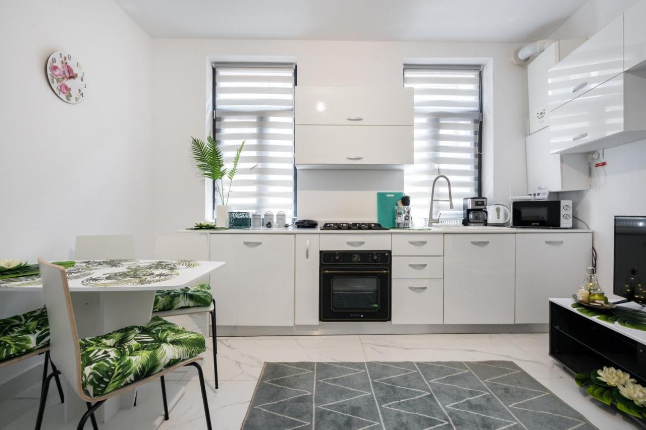 Light-Monza-Unirii Lägenhet Bukarest Exteriör bild