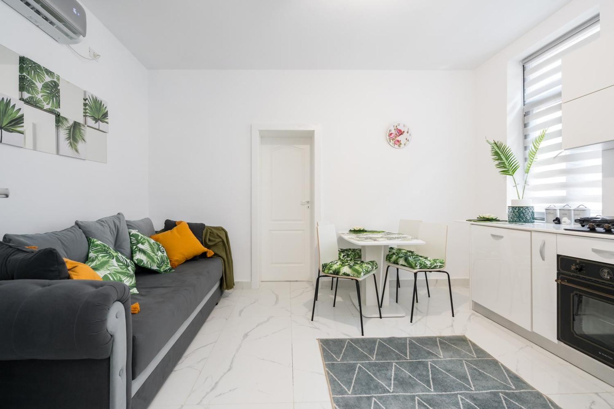 Light-Monza-Unirii Lägenhet Bukarest Exteriör bild